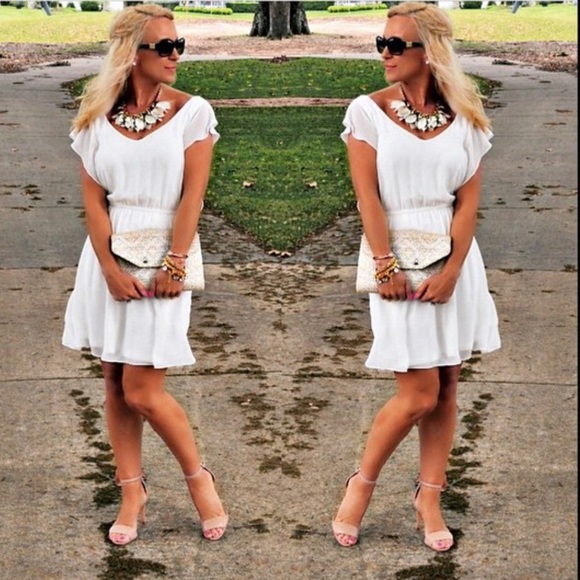 Romantic White Gianni Bini Easter Dress - Size XS